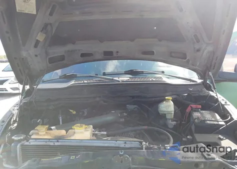 2005 Dodge Ram 1500 Slt/Laramie from USA, damaged, VIN 1D7HA18N95S261148